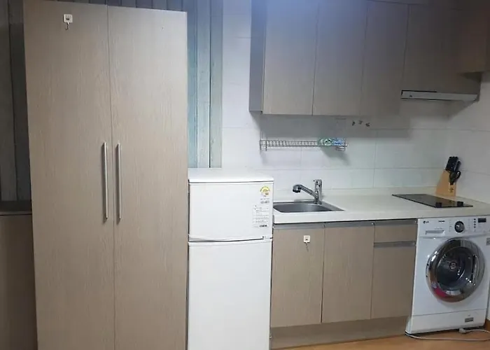 힐링하우스 Pensión *